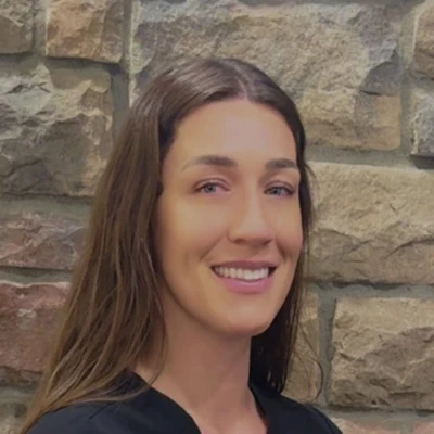 A headshot photo of Danielle, a clinical team member